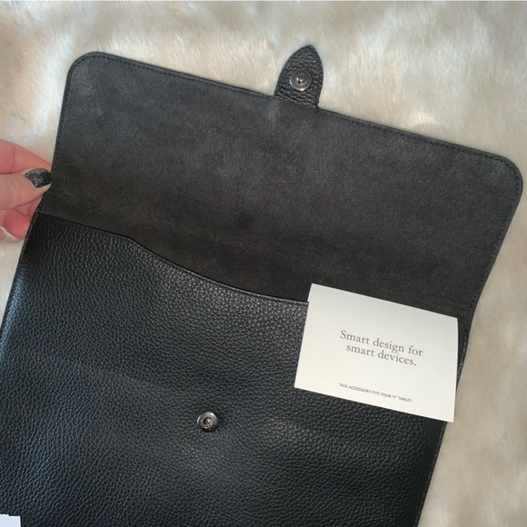 NEW! COACH Tablet Sleeve iPad Mini Black Pebbled Leather Snap Closure NWT! - Picture 4 of 14